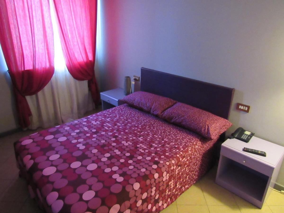 B&B The Sun Swimming & Pool Turim Exterior foto